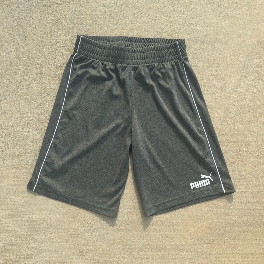 Boy’s Puma Size Medium Shorts